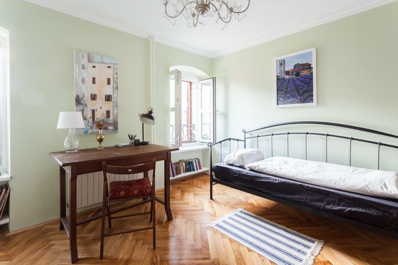 Guesthouse Galeb Vrsar Buitenkant foto