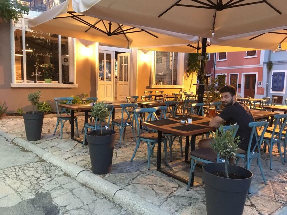 Guesthouse Galeb Vrsar Buitenkant foto